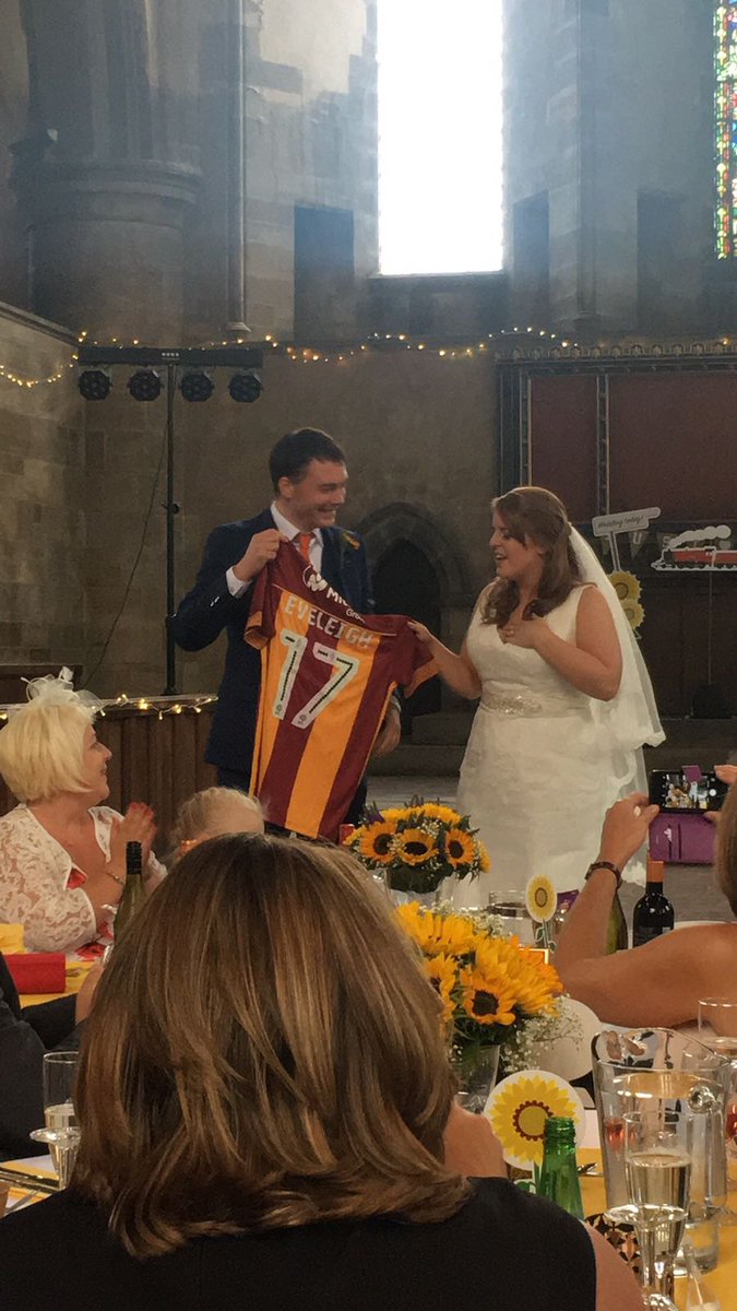 Chrisjeve's tweet photo. Big #bcafc transfer went through last week when I married @jamrolypoly_sb #contractforlife #DeadlineDay #1stfootballshirt #announceeveleigh https://t.co/VpTrDEYBLM