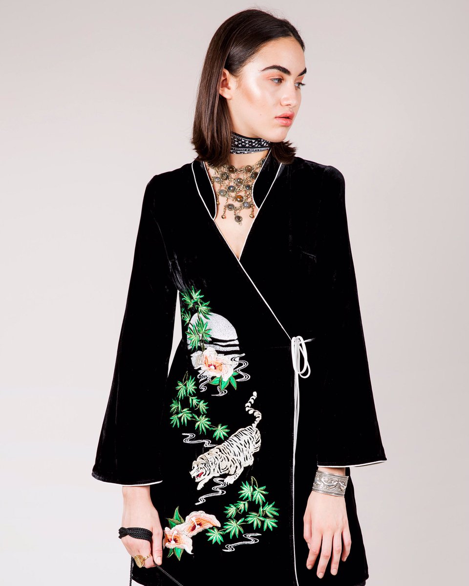 HotelsTreasury's tweet photo. Highlight for London's FASHIONISTAS: @rixo_london 's pop-up will showcase their collection tonight @TheHoxtonLDN https://t.co/gIhE6tMLpd