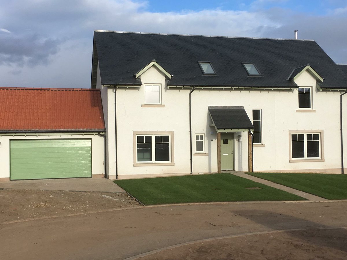 TheGoodHouseCo's tweet photo. Plot number 5 all done and moved into! Happy days.😊 https://t.co/HPdBE9OlPP