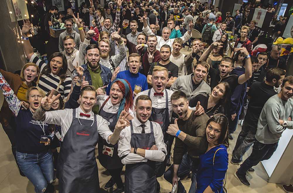 AtBars's tweet photo. Druhý Barometer potrvá tři dny
https://t.co/Uy8OuNfCKj
#Barometer #barometerbarShow #kyiv #barshow https://t.co/5lnz2YImXN