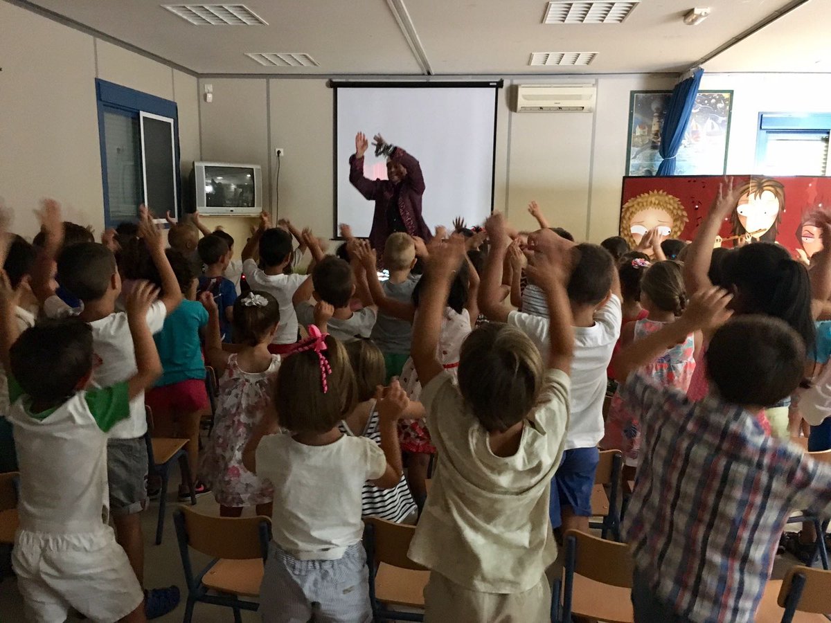 ProyectoLirico's tweet photo. No hay mejor forma de motivar al alumno que empatizar con él y que se considere parte del proceso creativo.
https://t.co/pPM7HPTZMG
#opera https://t.co/a85TvMj0iT