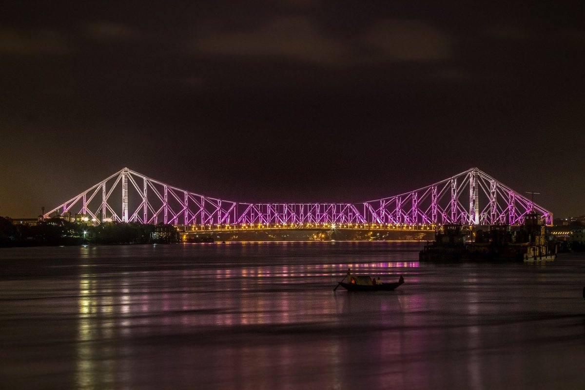 SimranHoliday3's tweet photo. The city of Joy and colourful culture #Kolkata #IncredibleIndia🇮🇳 #SimranHolidays https://t.co/2LGIXx68wZ