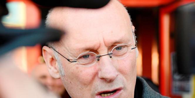 PronoClubOff's tweet image. Rugby - Affaire Laporte - La FFR salue la décision de la Ministre des Sports de saisir l'Inspection génér dlvr.it/PjrZGw