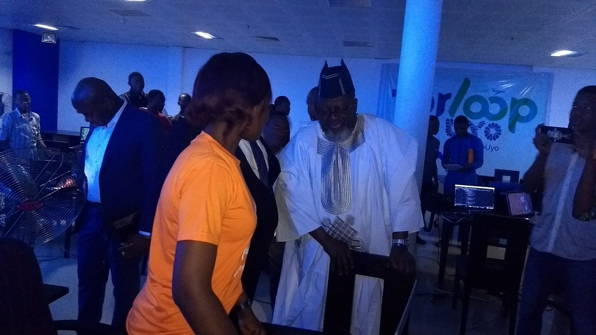 nextdeegit's tweet photo. You will think Hon. Minister for Communications attended @forLoopUyo #forLoopUyo @unicodeveloper @codebeast @thompson_nsikak https://t.co/GQPGlsZ8TG