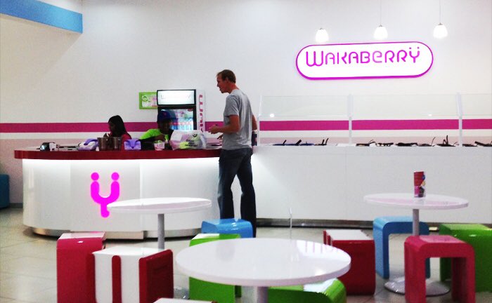 yomzansilive's tweet photo. #Wakaberry in Rosebank closing down. https://t.co/GgT4eBo0Sj