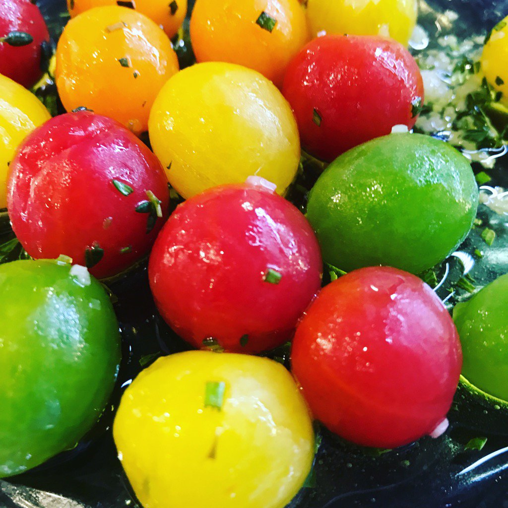 Les tomates groseilles de septembre...parfait en saveurs <a href="/LeCinqParis/">Le Cinq Restaurant</a> <a href="/FoodandSens/">Food&Sens</a> <a href="/FourSeasons/">Four Seasons Hotels</a> <a href="/get_repost/">Repost</a>