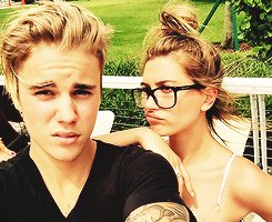 b_rauhl's tweet photo. Evlenin evlenin evleninnnnn  #KCAColombia #JustinBieber https://t.co/sNaZyVvkgt
