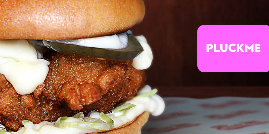 bitemeburgeruk's tweet photo. It's #payday well #pluckme are we happy or what? Join us today for lunch and tuck in to our amazing #chicken burger https://t.co/rbFLwZ6lXZ https://t.co/PH5sugTxgY