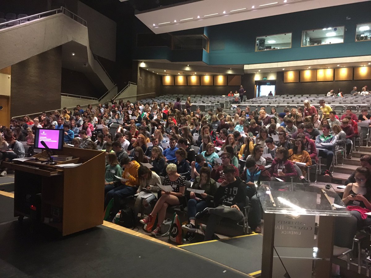StudyArtsUL's tweet photo. Welcoming the first cohort of #LM002 BA Arts to @UL #ULorientation https://t.co/MIzUAQaAOF