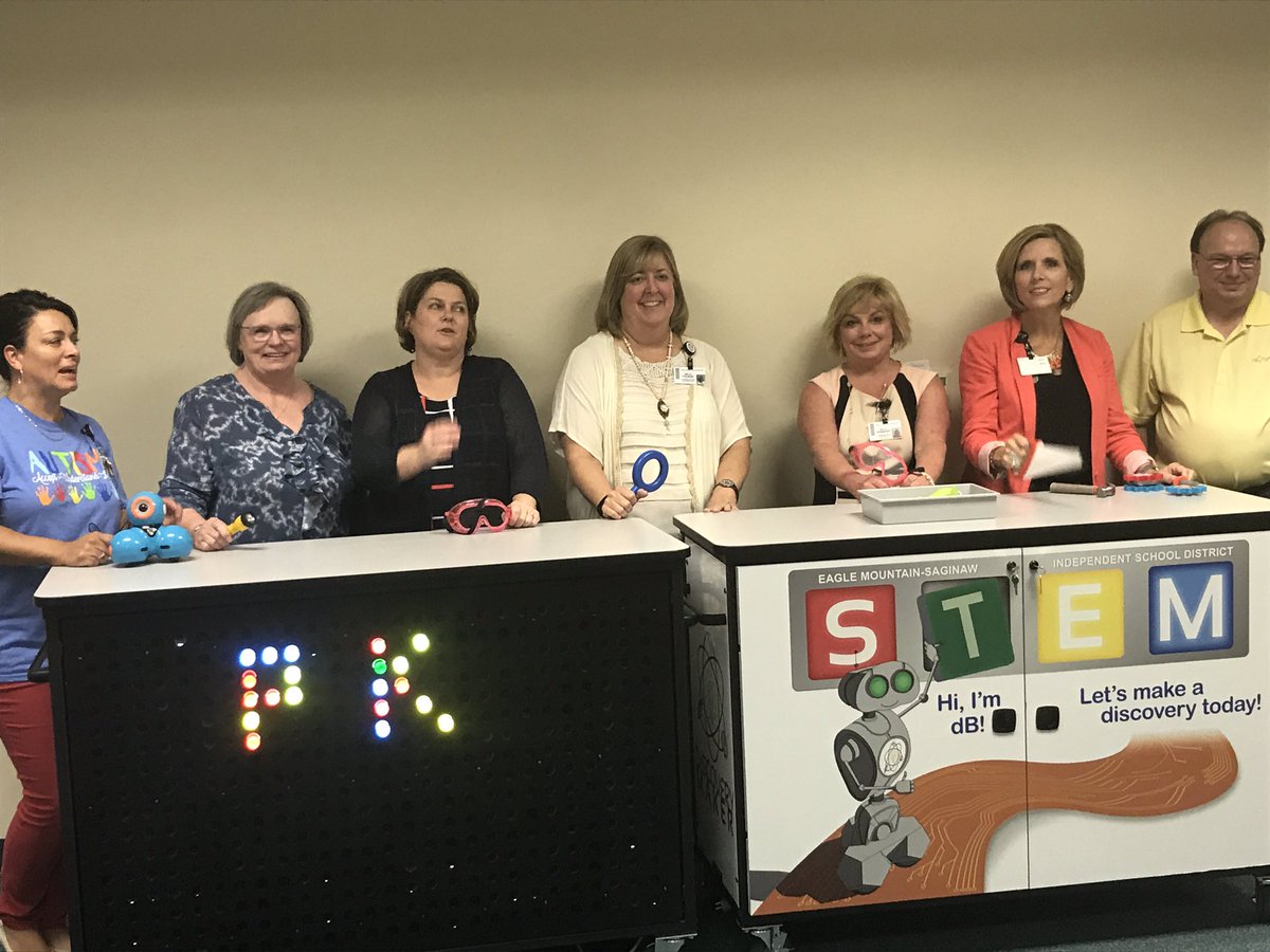 LParkerEdD's tweet photo. @EMSISD HDC We have mobile #MakerspaceCarts for our PreK! #Creative #Collaborative #Innovative #Opportunities ##FutureReady #Problemsolvers https://t.co/UmwkhPTOqh