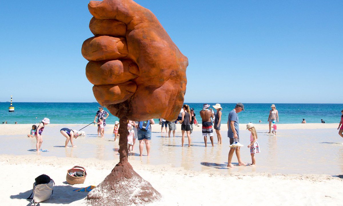 wanderlustmag's tweet photo. 10 life lessons from aussies that we could integrate to our daily lives https://t.co/1eJ0IVUWyl #wanderlust #Australia #travel #advice https://t.co/jPUs61mvEO