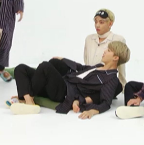𝒘𝒂𝒕𝒆𝒓𝒊𝒏𝒈 •̀ㅅ• ́워드링 tweet media