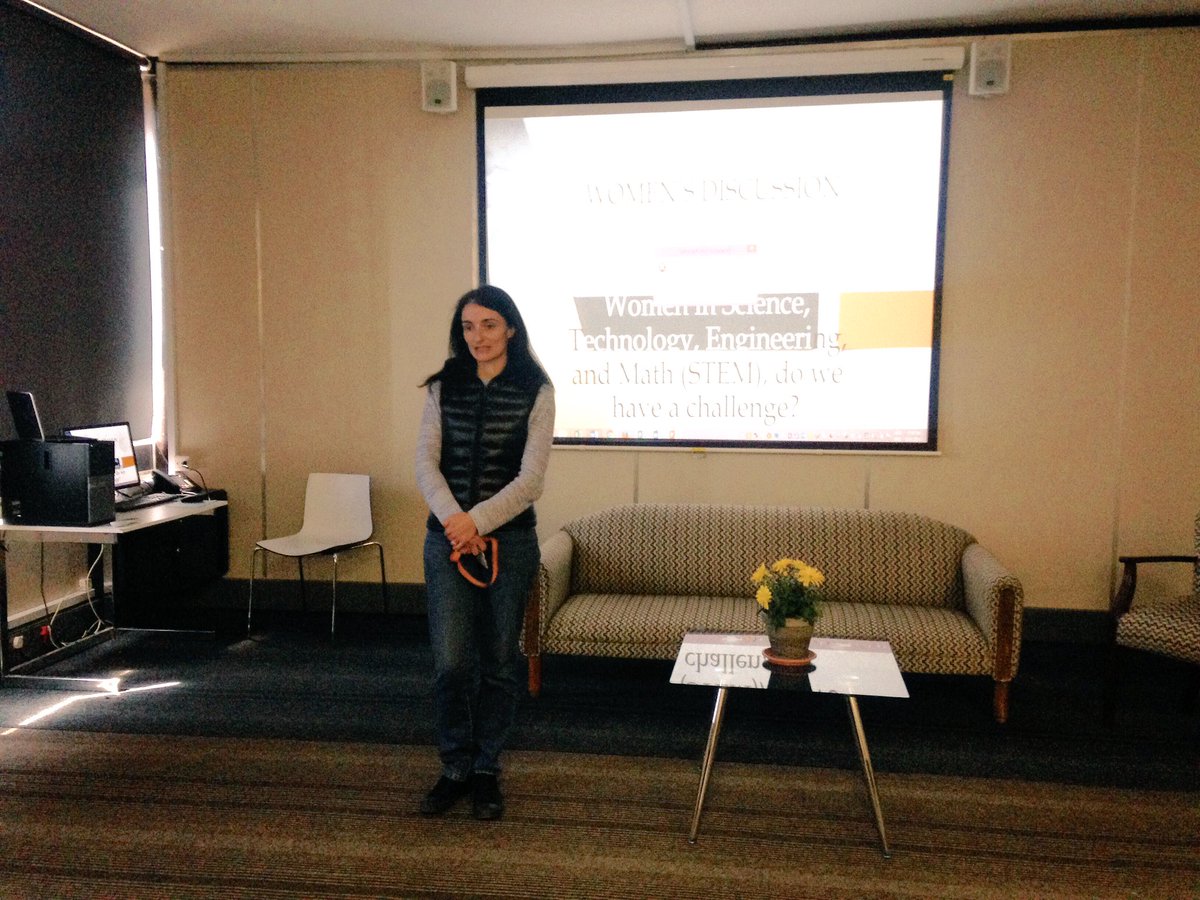 ujlibscience's tweet photo. Challenges for women in STEM #UJ Open Discussion with students #PhysicsUJ initiative. #UJLibrary @go2uj @mediauj @EngineeringUJ https://t.co/KmKFGe9iaj