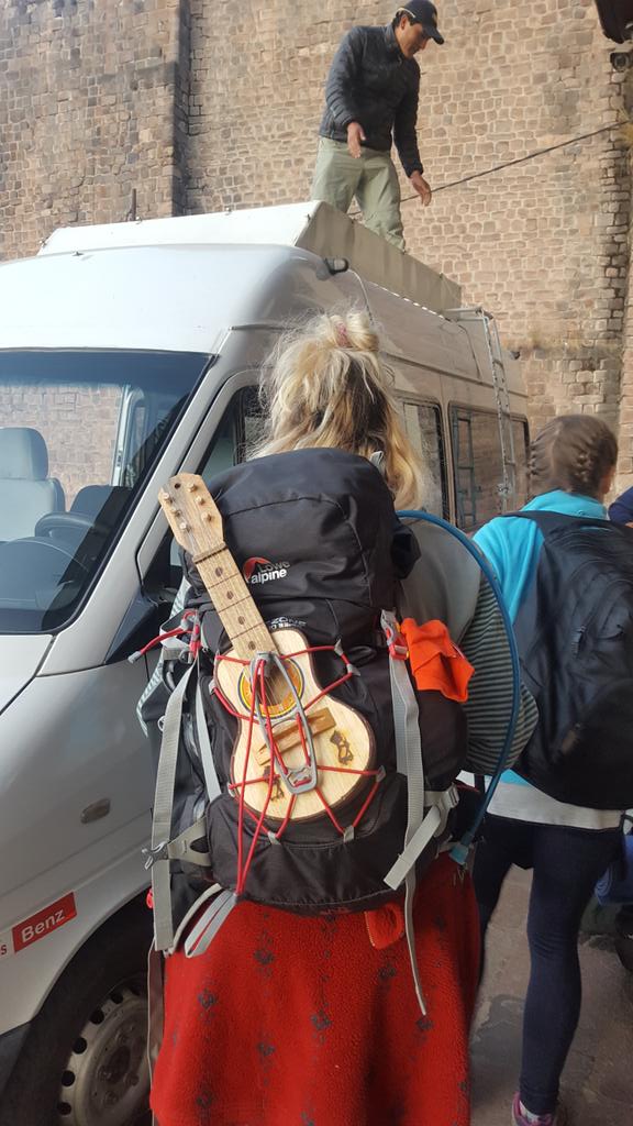 choosechallenge's tweet photo. Good luck to #Machu05! Complete with a ukulele for the trek aheadπΆ https://t.co/YwNJUqDTgs