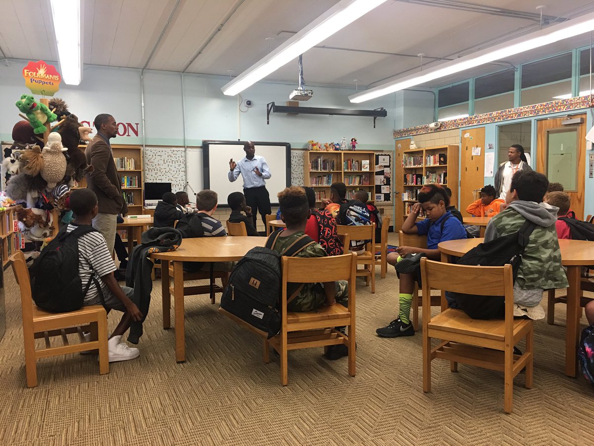 First "Real Talk" meeting with our 5th grade boys. Growing strong young men! #GMApride <a href="/JamesSlay7/">James Slay</a> <a href="/olivier7/">Olivier TWASABYIMANA</a> @mickeystewart21