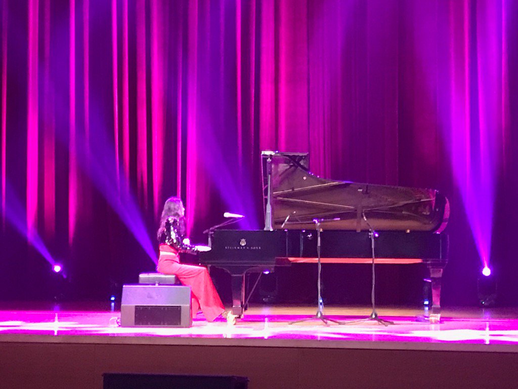 peterseeberger's tweet photo. Great Science and Great music: #younee performing modern classics at Glyco24 @jejuisland_ in Korea. https://t.co/YH9GICCSyF