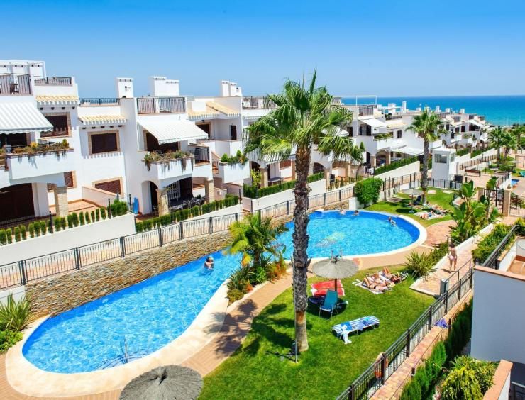 ResortWorldwide's tweet photo. 2 bedrooms apartment in Costa Blanca South, #Spain https://t.co/o97IReggBa https://t.co/QvlVcubBly