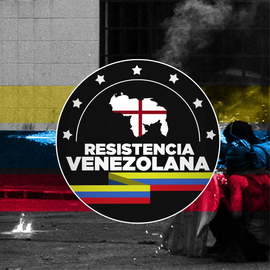 marlyflow_jsian's tweet photo. Choroni padeció un deslave, una tragedia que cobro vidas y Maduro envia 5M $ a EE.UU por el huracan Harvey. Duro con el HT #MaduroJalabolas https://t.co/VGziNpcUse