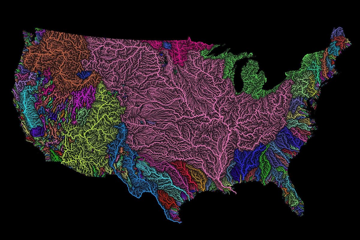 simongerman600's tweet photo. Merger of #cartography and #art: #map of #river basins in #USA. Highlights the massive scale of #Mississippi. via https://t.co/IgIQOzJYBv https://t.co/wrvRM8Cv0Y