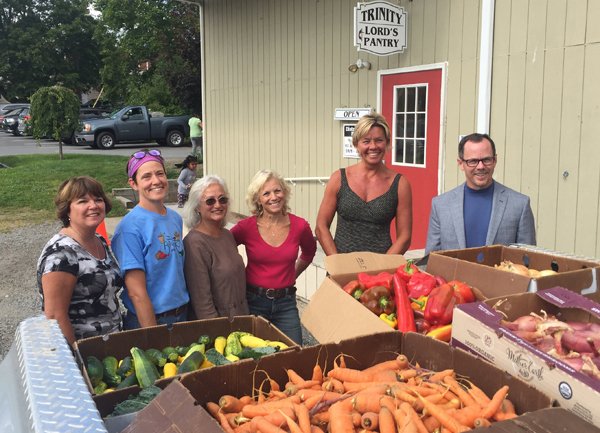 LocalShareNJ's tweet image. Here's the story of the vehicle donation to LocalShare. ow.ly/hBLT30eOfkH Can you help gas 'er up? Donate: LocalShareNJ.org.