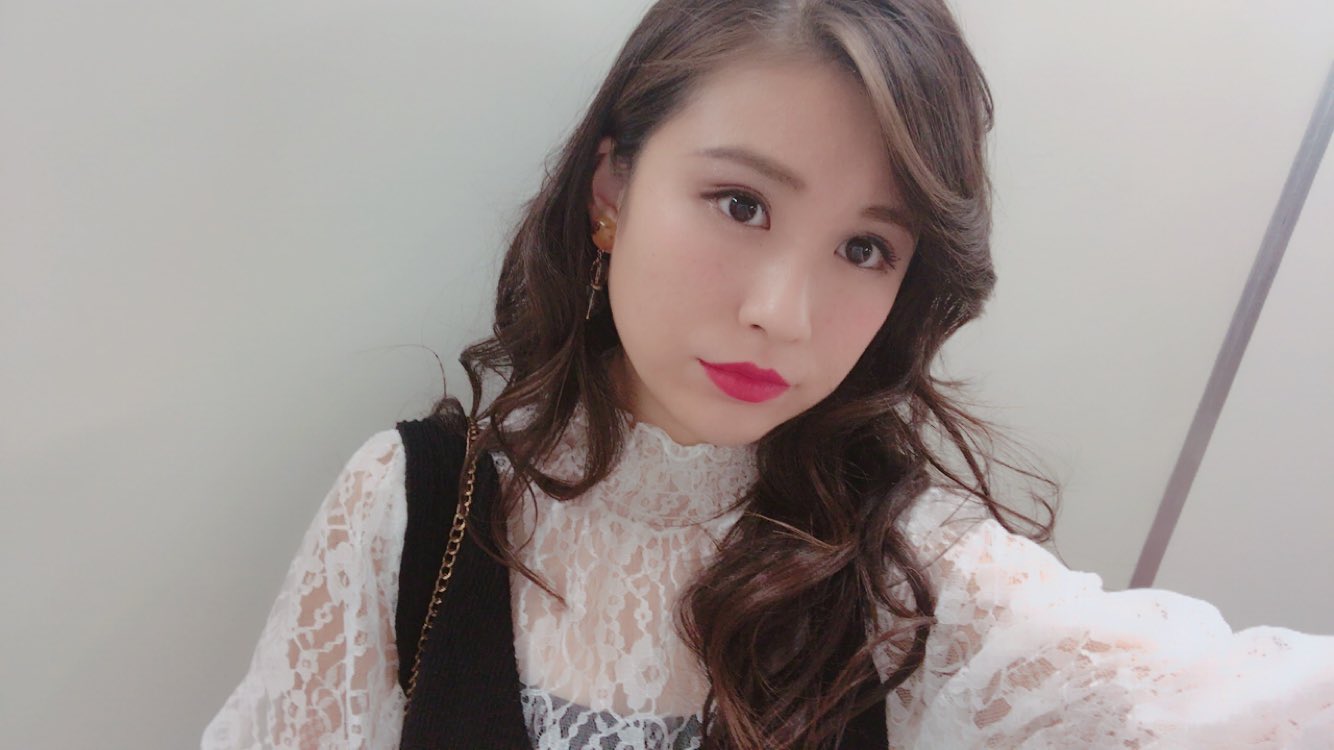 Instagram photo by 髙村梨々花 𝘙𝘪𝘳𝘪𝘬𝘢 𝘛𝘢𝘬𝘢𝘮𝘶𝘳𝘢