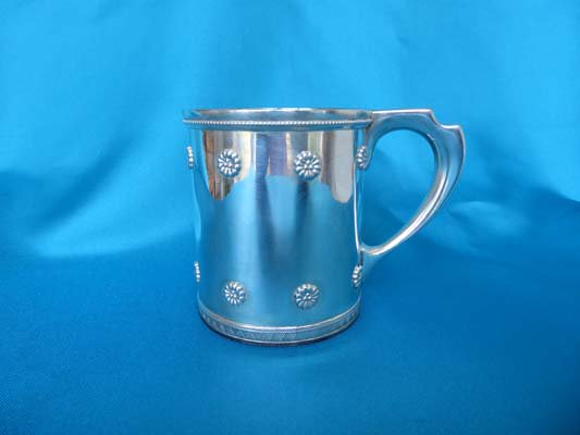 marlinantiques's tweet photo. Please take a look at new stock on https://t.co/m64Ttm8s7b #liberty #aejones #silvershotbeakers #bernardinstone #tiffany https://t.co/fT0IU52OHO