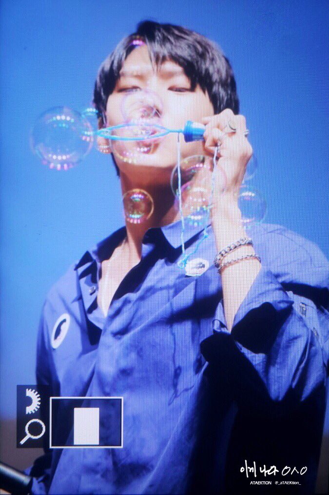 170831 #Whisper 동대문 #택운 프리뷰

비눗방울 부는데 세상 진지하심

<a href="/JUNGTW_LEO/">VIXX_LEO 정택운</a> #레오 #빅스 #LEO #VIXX #빅스LR