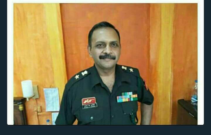 SuhasiniW's tweet photo. Welcome Back Lt.Col PUROHIT
NATION SALUTES U..And you Definitely deserve to be Here.. https://t.co/SenW52Cr7b