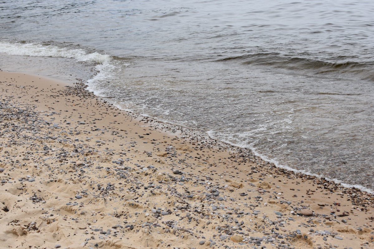 Grace_L_tech's tweet photo. Adventure is out there. #photography #up #picturedrocks #lakemichigan https://t.co/C3alrejtwa
