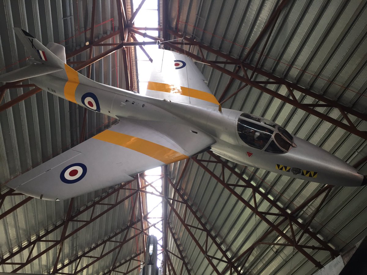 LondonAD1's tweet photo. The beautiful lines of the Hawker Hunter T Mk 7A, in the National Cold War exhibition @RAFMUSEUM Cosford https://t.co/OAVo2dT8gx