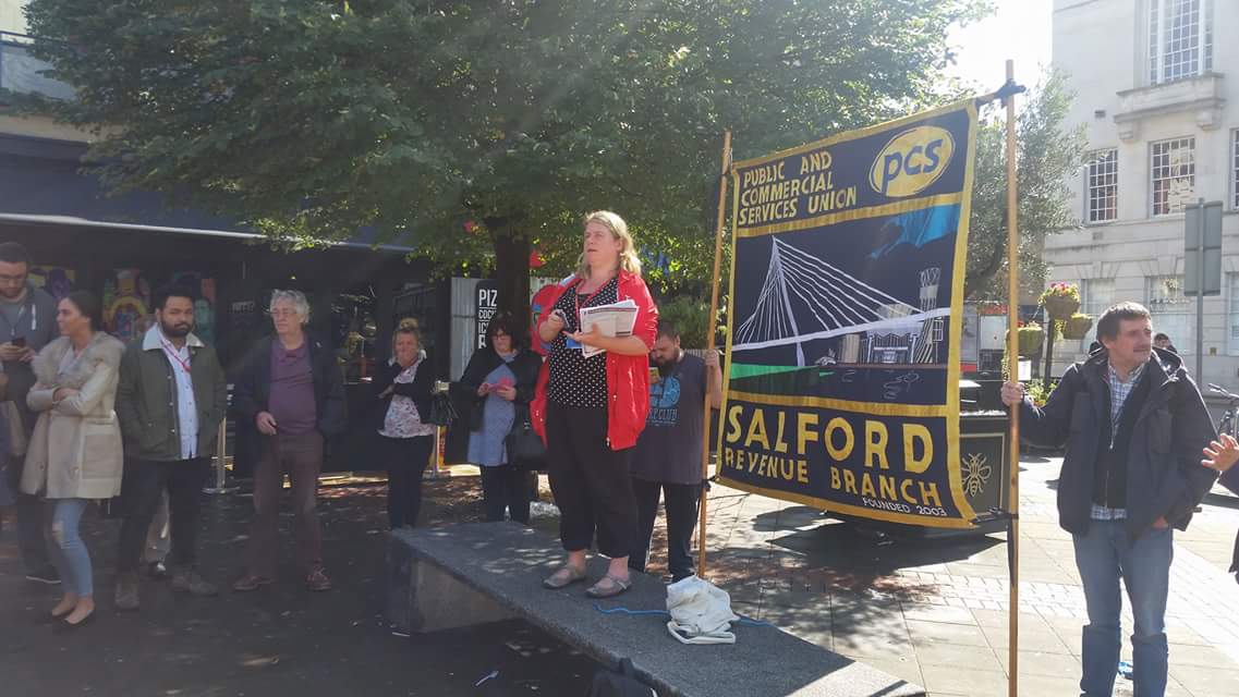 PCS_HMRCGtrManc's tweet photo. Thanks to everyone who came from our branch and @PCS_SalfordRev to the @pcs_union #PayUp protest. Good discussion about the campaign. https://t.co/582BI3iLh7