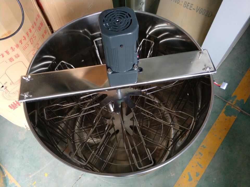 Sharon_bees's tweet photo. electric honey extractor with best price,whatsapp:+ 8615136293368,email:honey07@multisweet.com https://t.co/Zk4TjAqisu