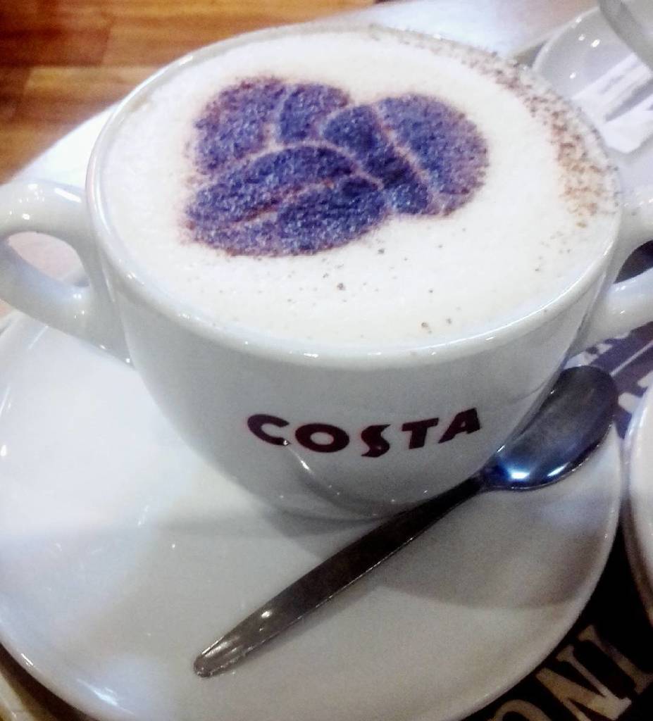 DailyDiscounts4's tweet photo. My favourite coffee 👍☕ #costacoffee #costacoffeeworld #costacoffeeph #coffeetime #coffee #caffè #getinmybelly #fun #yum #cappucino #cappucc… https://t.co/LRUK5cAFCx