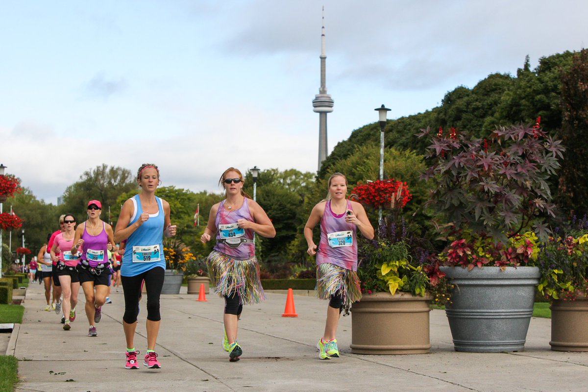 GetOutThere's tweet photo. It's the final sail of the @IslandGirlHalf! Don't miss the boat! Race day is Sept. 17 on the Toronto Islands. https://t.co/z2EG4vHHS3 https://t.co/v2kzzpvdEY