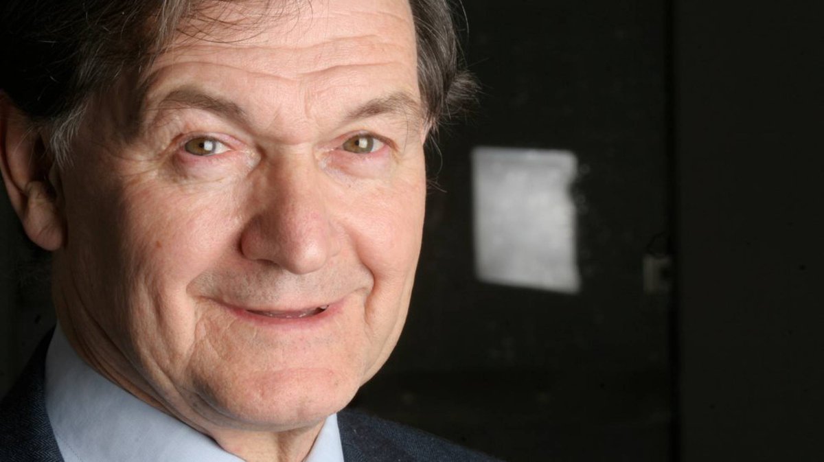 neurovic's tweet photo. Sobre #matemáticas, #filosofía, #neurociencia, #MecánicaCuántica y… ¿qué más, #SirRogerPenrose? https://t.co/lT9AkbClL6 
#Noticias #Ciencia https://t.co/TcGVl0lukj