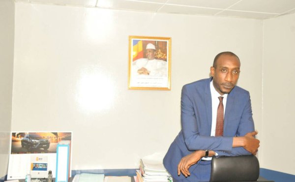 alwihdainfo's tweet photo. Entretien : Hicham Ibni Oumar, directeur de la banque de l'Habitat #Tchad https://t.co/cTFftb2kUE https://t.co/8PFrOxlQ1c
