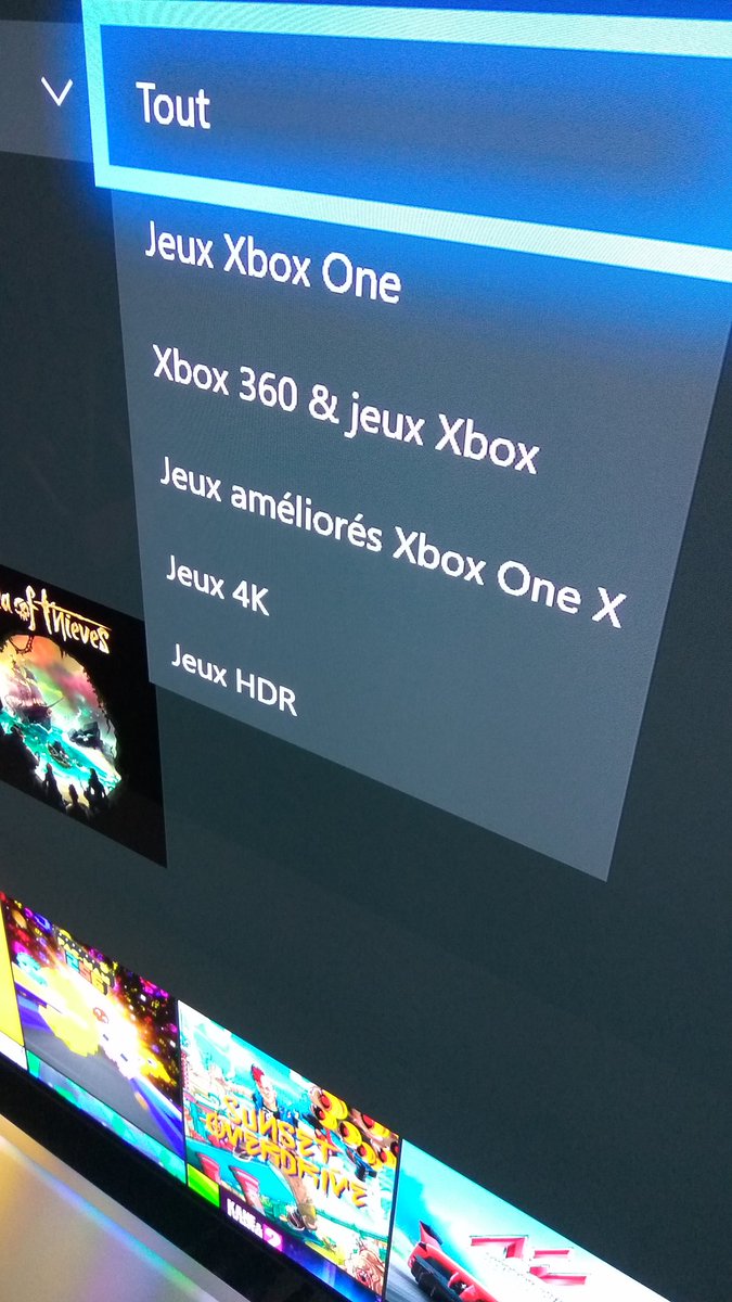 StivX_'s tweet photo. Ça sent bon tout ça. Vive la rétro-compatibilité. Vive les jeux passés(améliorés ou pas) et les jeux futurs 😍 
#XboxOne #PreviewUpdate https://t.co/831Arr23Qm
