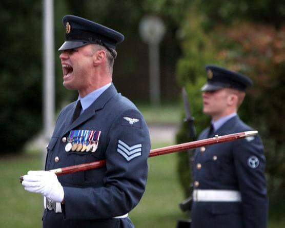 RAFCyberspace's tweet image. #CyberCommsSpec/ICT Tech Sgts just fix IT? #NoOrdinaryJob, he is now a #CommsManager/ICTM Flight Sergeant. And today is FS Andy H&apos;s birthday