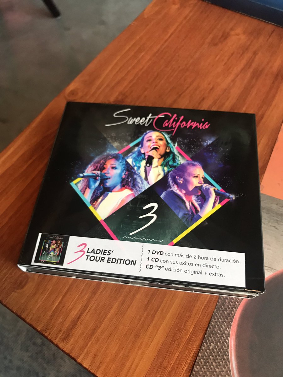 nazablue's tweet photo. @SweetCalifornia conseguido el #3ladies'touredition un dia antes!!!! Emocion!!!! https://t.co/y7pRJHXoDV
