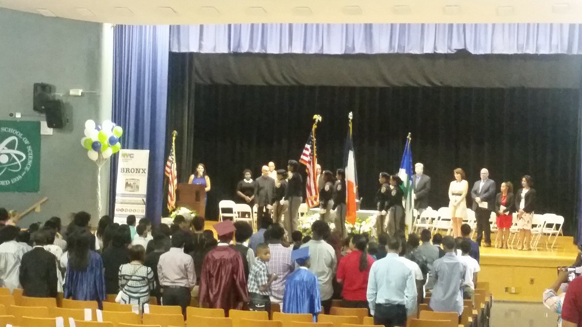 ACCIONAcademy's tweet photo. At the Bronx Middle Schools Summer Graduation 2017 @D12PCs https://t.co/957eSjRtpG