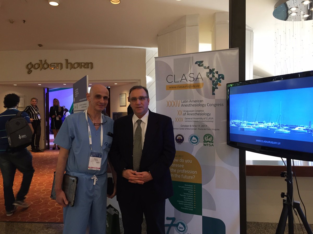 CLASA2017UY's tweet photo. Dr. Alejandro Corujo, Presidente #CLASA2017 acompañado del Dr. Marcelo Campos, Presidente del 44 Congreso Argentino de Anestesia. https://t.co/89jgZy7p6P