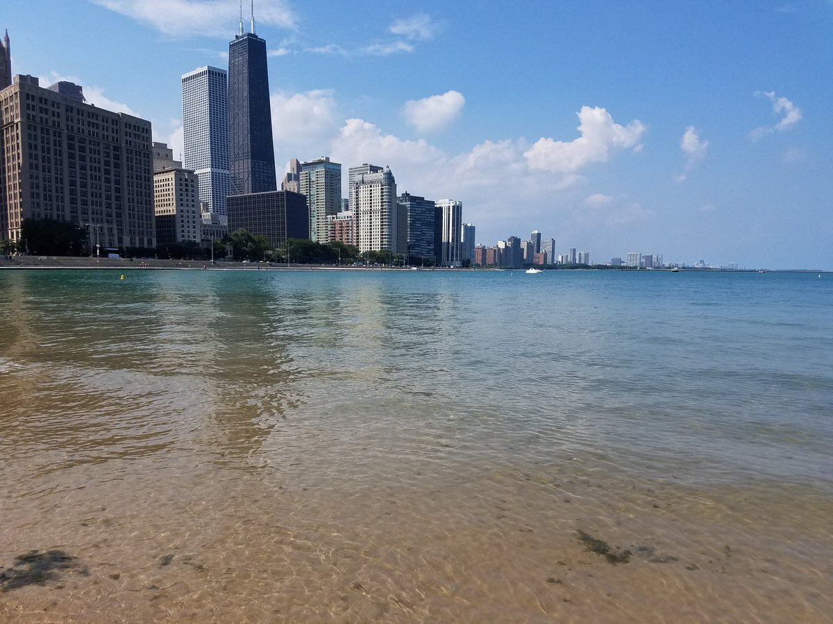 JuliaMuzic22's tweet image. #LoveEachOther 💜 #relax #WeGetOneLife #enjoylife