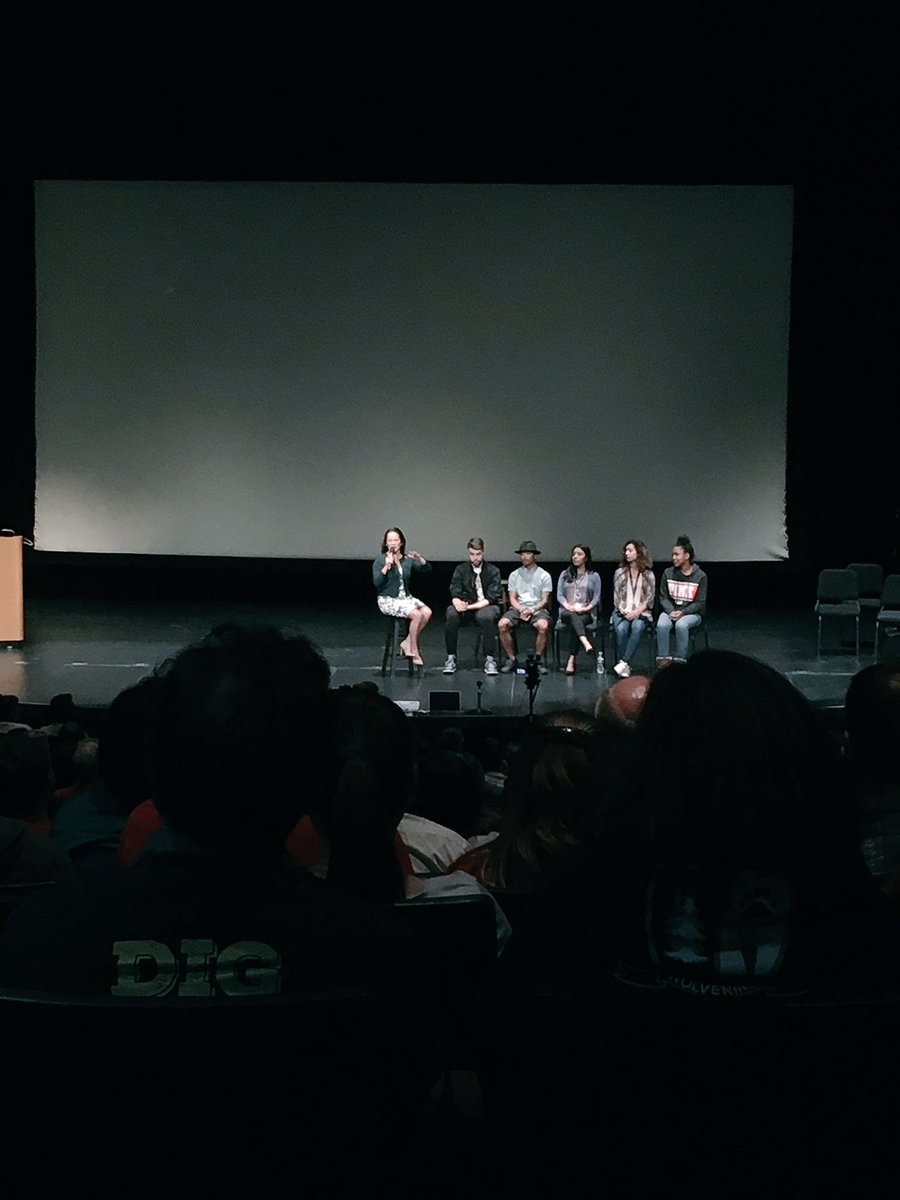 GradHighline's tweet photo. Getting back-to-school ready with  @HighlineSchools secondary teachers, admin, &amp; an incredible panel of student alumni! #GraduateHighline https://t.co/1pqKT8sVk4