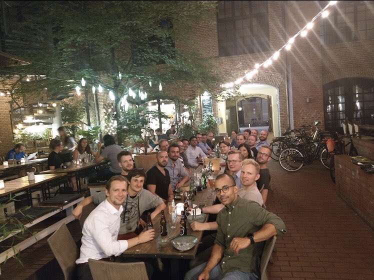 christianmiele's tweet photo. Germany's largest network of startup people is now doing more and more offline meetups... Interesting dynamic. #buildersnetwork https://t.co/l5CRAA4EZf