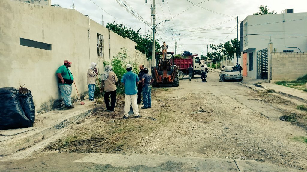 DiegoOficialMx's tweet image. Con mi compañero regidor @ppinurreta atendimos gestiones del Fracc. Espinola Blanco gracias @Edgarr_Hdez por todo el apoyo!!!