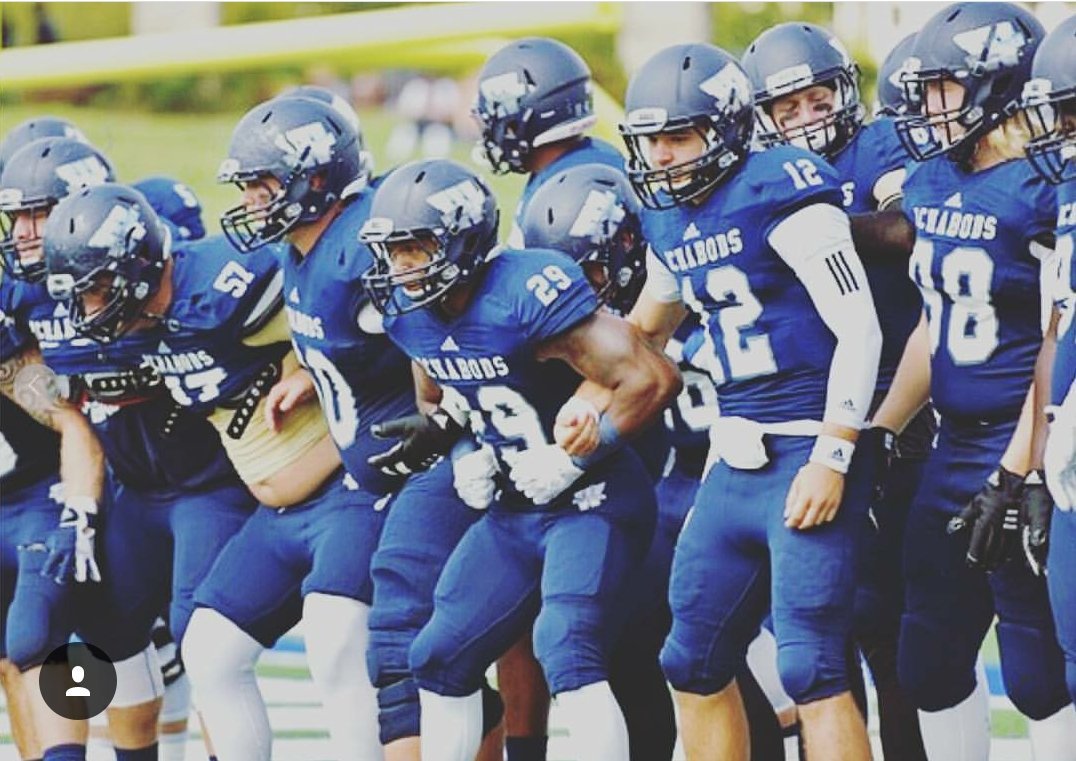 cwhitten7's tweet photo. Going to battle with the family tonight. We hungry #BodFootball 💪🏾 https://t.co/Fh9AJFLasq