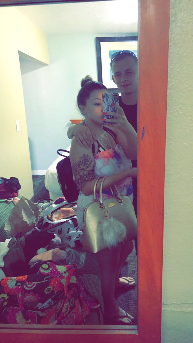 breannapersing's tweet photo. i miss flordia 😓😓😓 https://t.co/MXHbyG97iz
