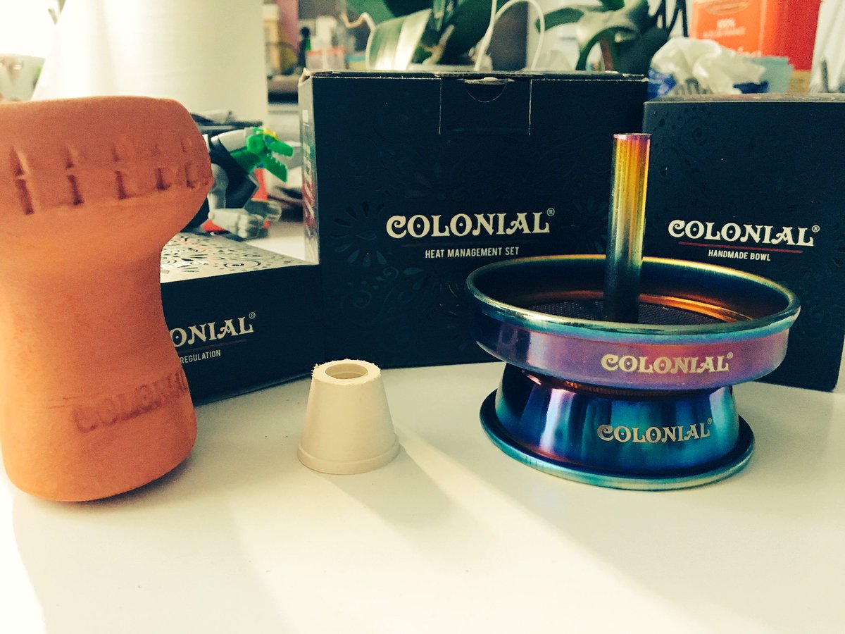caesar_HSB's tweet photo. #badcha #colonial #hookah #essence #blue #gold #effect #chicha #chichafrance #snaptachicha #alfakher #cocourth #narguitest #QLC #smoketime https://t.co/r9LDYQ6vKN