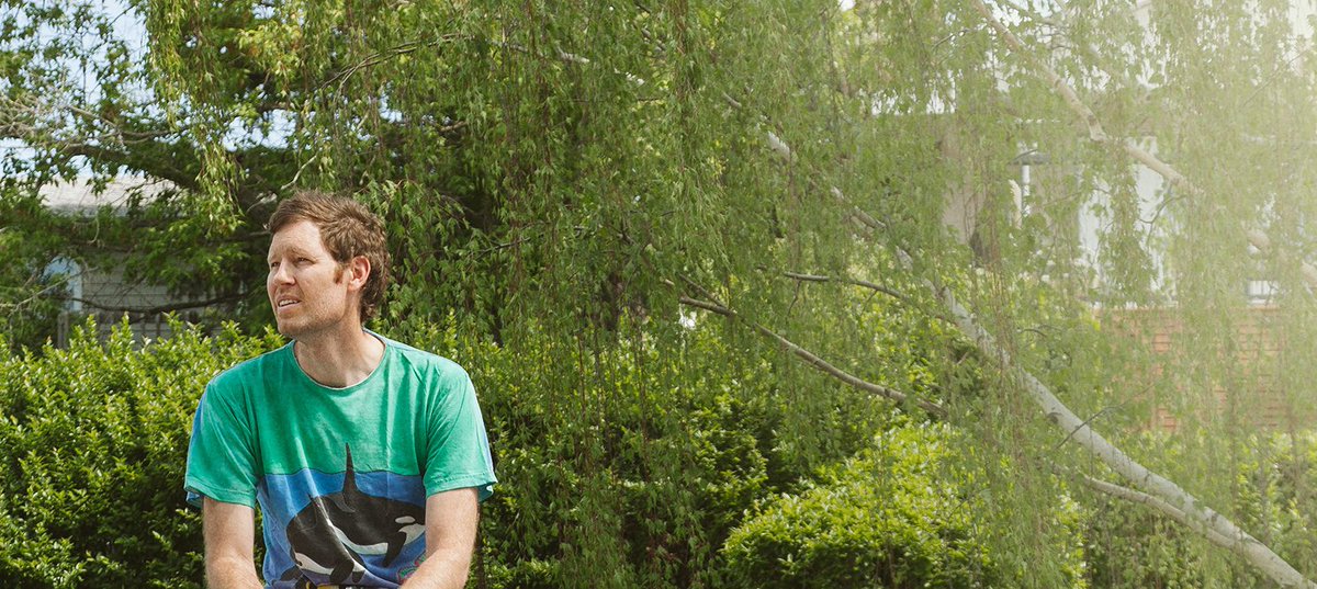 SubPoplicity's tweet photo. Hear @chadvangaalen's #LightInformation in full/ww via @CBCMusic "First Play" https://t.co/pCTAur5eJa (cc:@subpop / @Flemisheye) https://t.co/XQ55P4tkmb