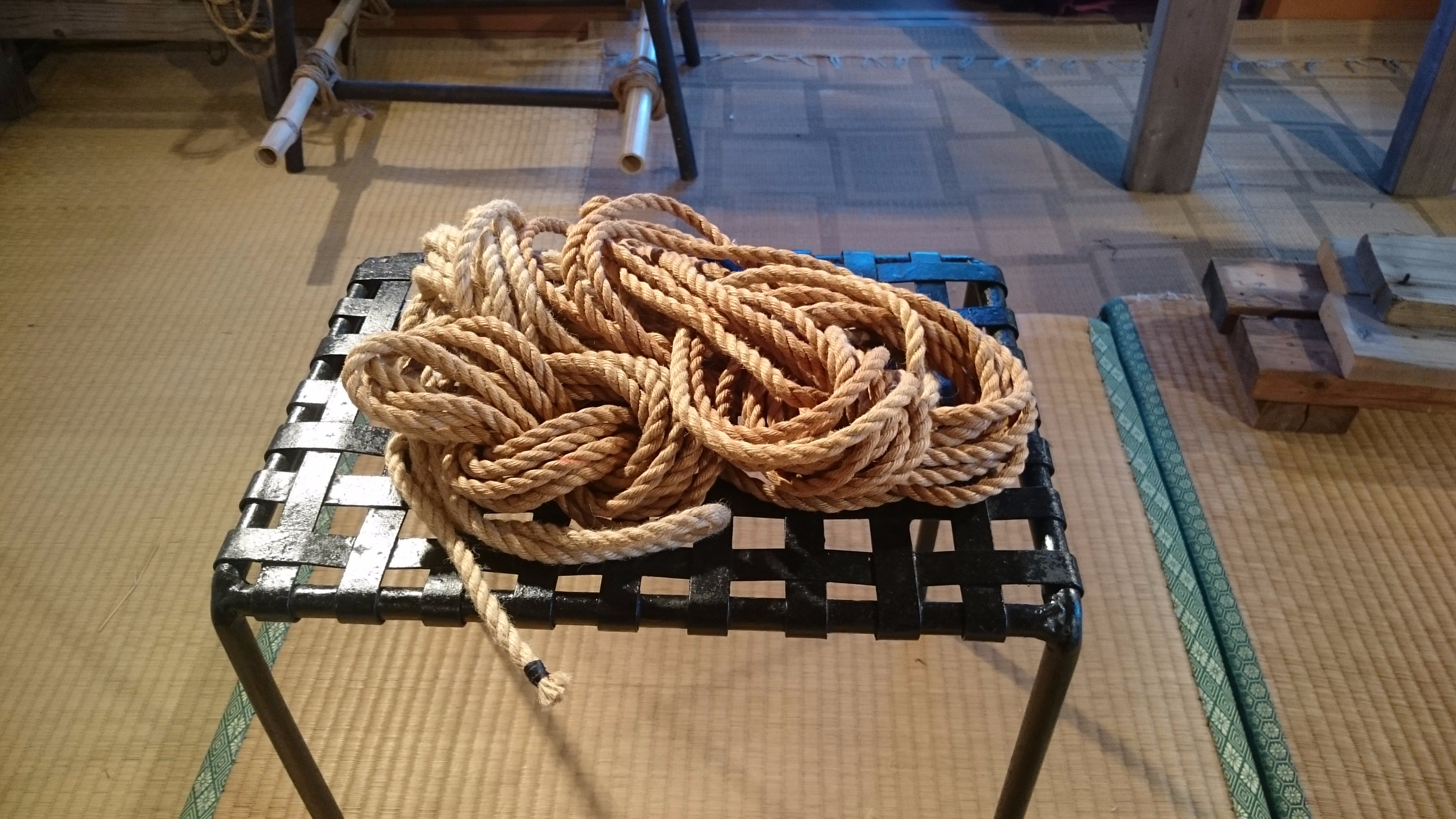 梨花悠紀雄の緊縛画像 